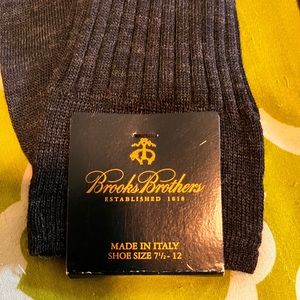 Brooks Brothers socks, merino and nylon. Plus another pair for free….Sz 7.5–12.